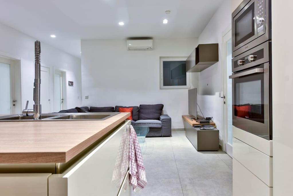 公寓 Modern 3 Bed & 2 Bth Sliema